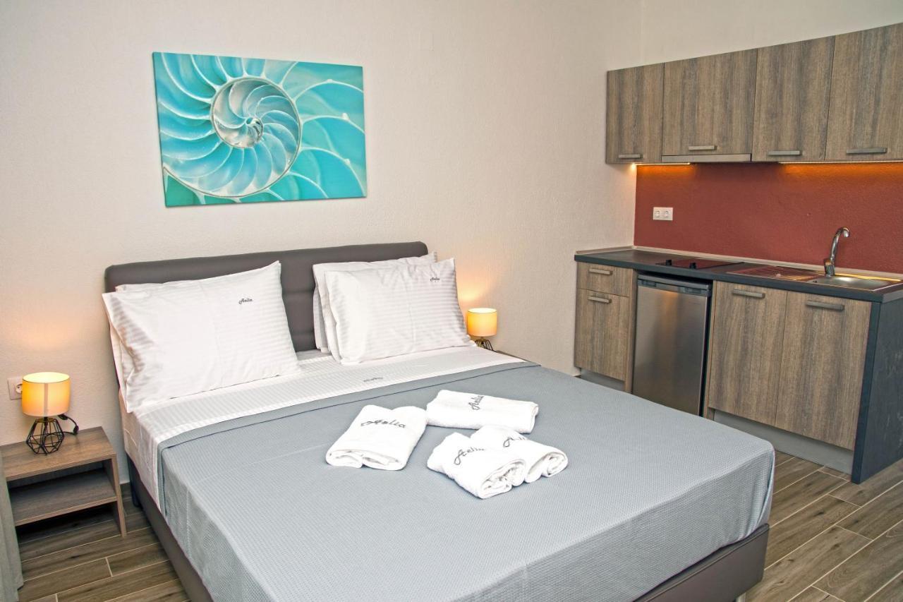 Aelia Luxury Apartments Nikiti  Bagian luar foto