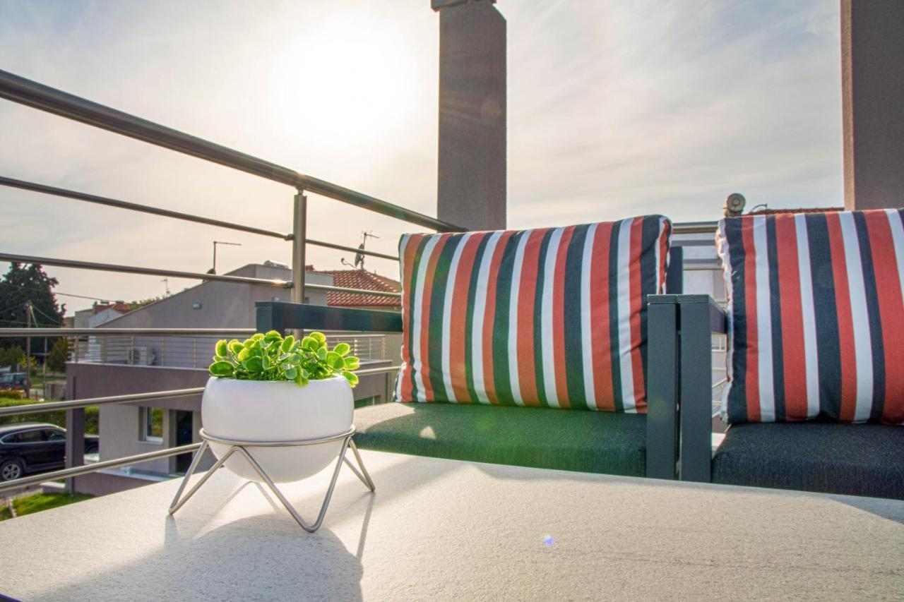 Aelia Luxury Apartments Nikiti  Bagian luar foto