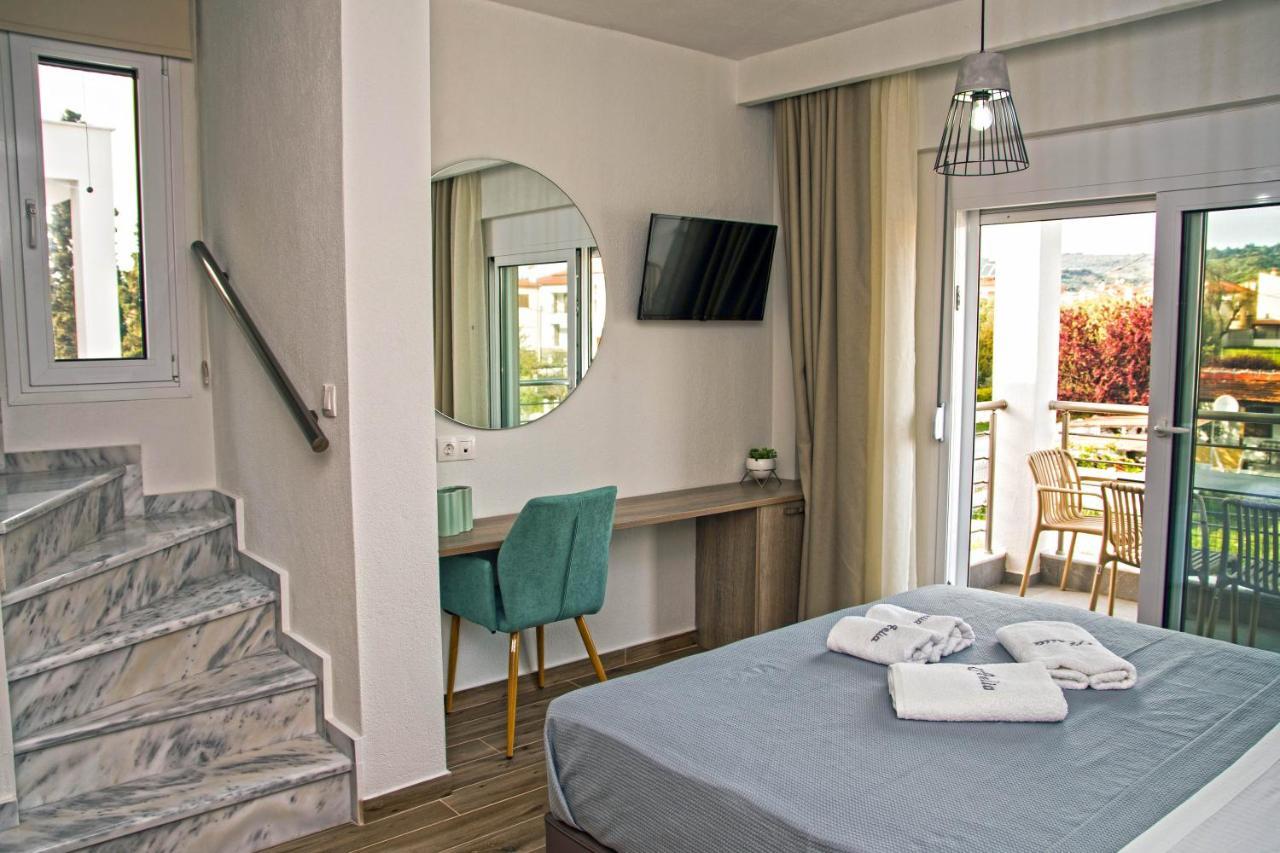 Aelia Luxury Apartments Nikiti  Bagian luar foto