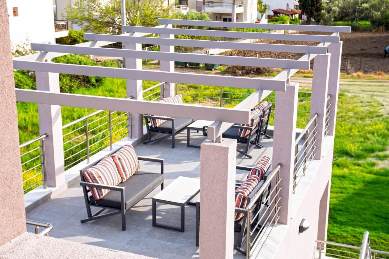 Aelia Luxury Apartments Nikiti  Bagian luar foto