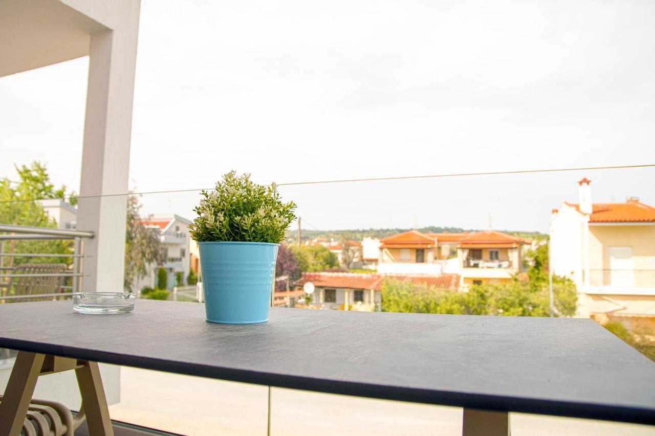 Aelia Luxury Apartments Nikiti  Bagian luar foto
