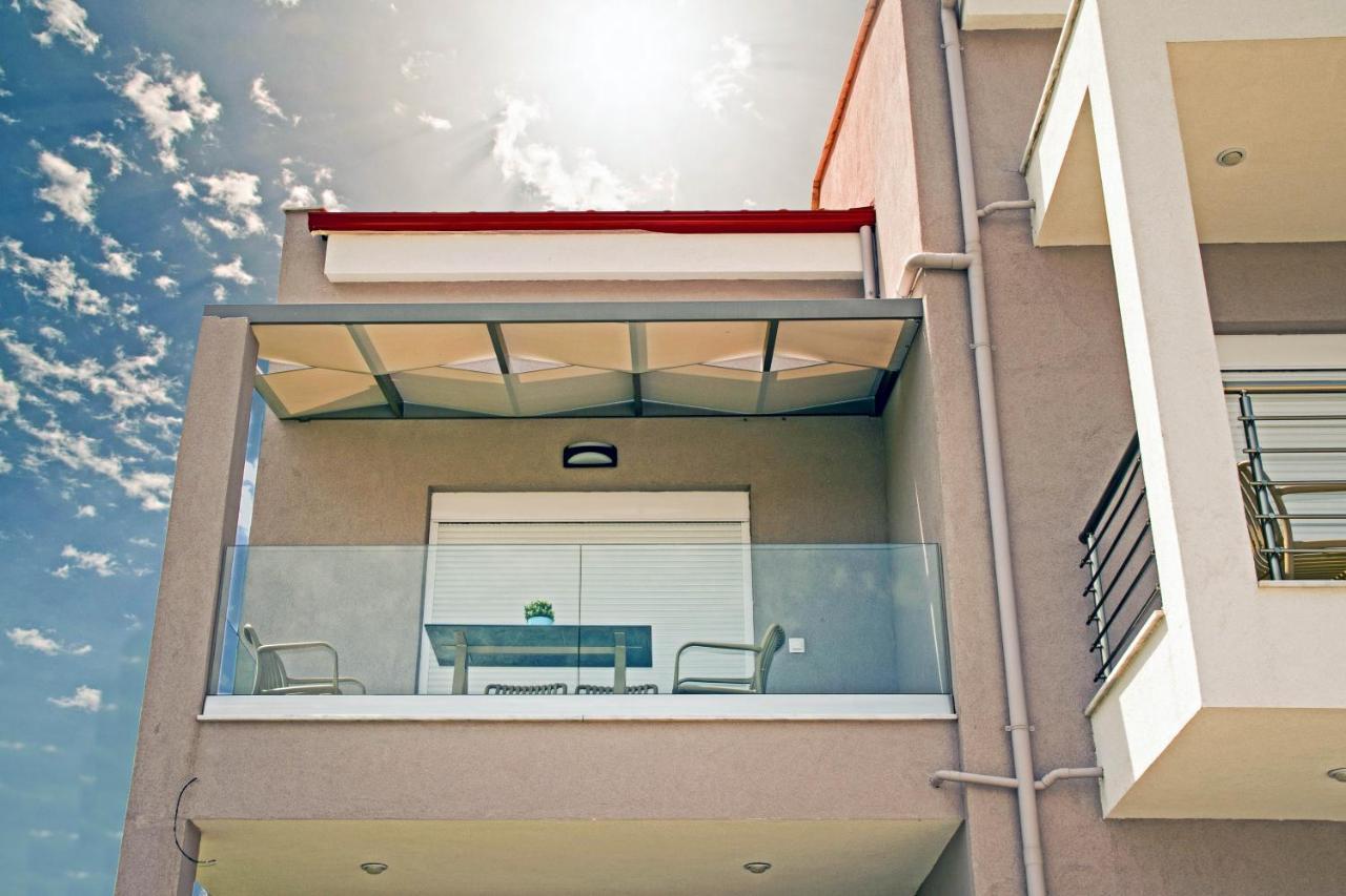 Aelia Luxury Apartments Nikiti  Bagian luar foto